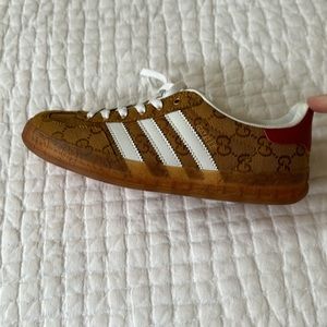 NWOT Gucci x Adidas Gazelle Sneaker